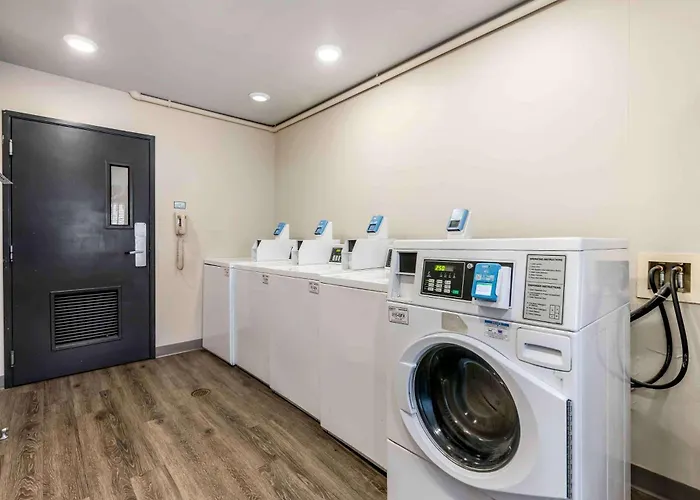 Extended Stay America Select Suites - Orlando - East